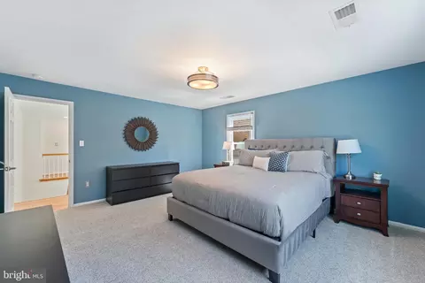 Bedroom - 1603 Aerie Ln, Mclean, VA 22101 photo 2 of 3