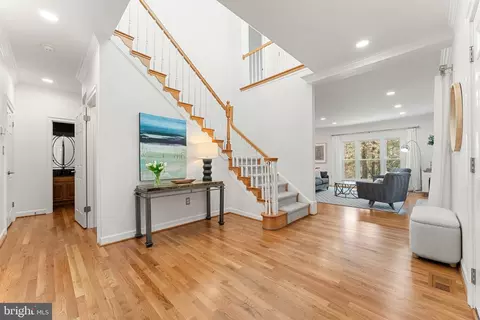 Entry Way - 1603 Aerie Ln, Mclean, VA 22101 photo 1 of 6