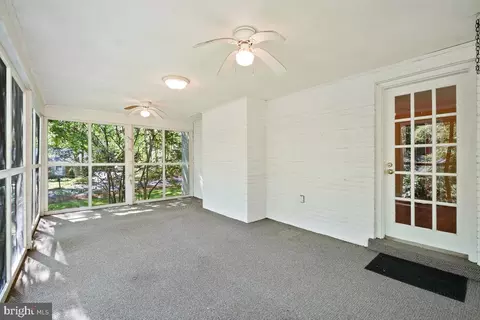12124 Stirrup Rd, Reston, VA 20191 photo 17