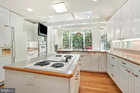12124 Stirrup Rd, Reston, VA 20191 photo 13
