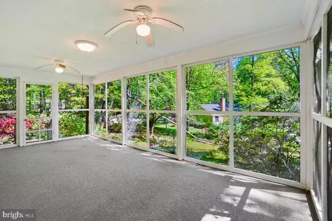 12124 Stirrup Rd, Reston, VA 20191 photo 16