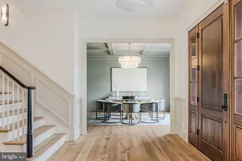 Entry Way - 6913 Benjamin St, Mclean, VA 22101 photo 1 of 10