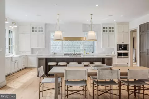 Kitchen - 6913 Benjamin St, Mclean, VA 22101 photo 3 of 4