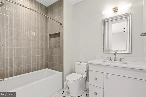 8912 Gallant Green Dr, Mclean, VA 22102 photo 63