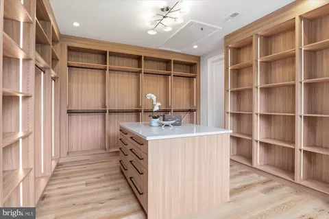 8912 Gallant Green Dr, Mclean, VA 22102 photo 52