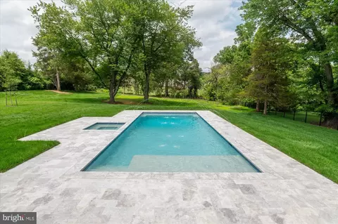 8912 Gallant Green Dr, Mclean, VA 22102 photo 74