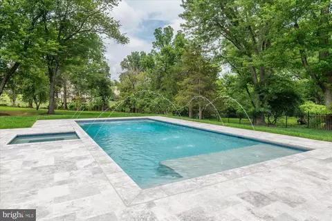 8912 Gallant Green Dr, Mclean, VA 22102 photo 77
