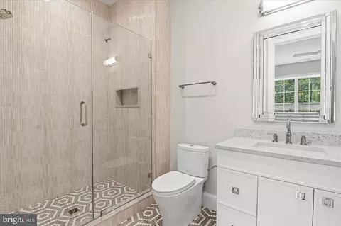 8912 Gallant Green Dr, Mclean, VA 22102 photo 73