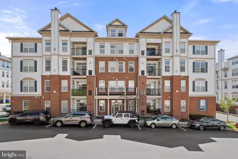 11623 Cavalier Landing Ct #404, Fairfax, VA 22030