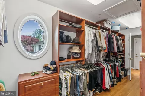Other - 932 Woburn Ct, Mclean, VA 22102 photo 12 of 19