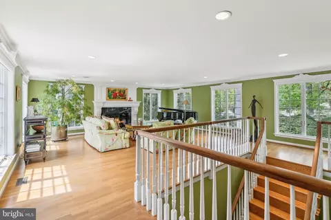Other - 932 Woburn Ct, Mclean, VA 22102 photo 5 of 19