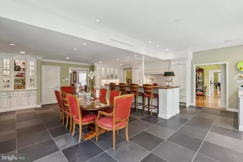 Dining - 932 Woburn Ct, Mclean, VA 22102 photo 1 of 5