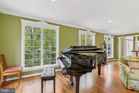 Other - 932 Woburn Ct, Mclean, VA 22102 photo 7 of 19