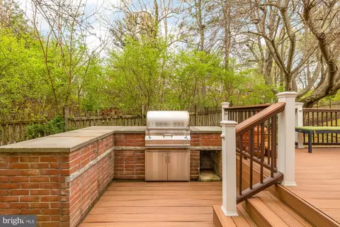 5963 Ranleigh Manor Dr, Mclean, VA 22101 photo 55