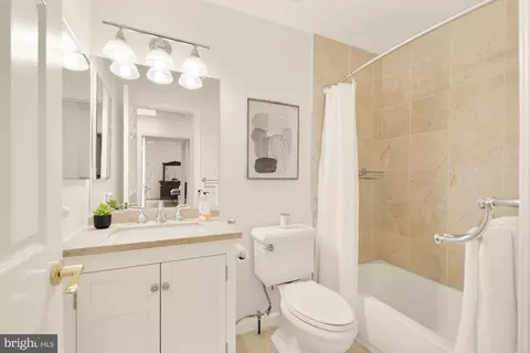 5963 Ranleigh Manor Dr, Mclean, VA 22101 photo 38