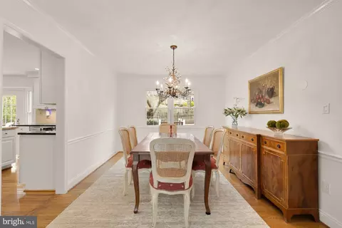 5963 Ranleigh Manor Dr, Mclean, VA 22101 photo 10