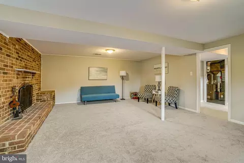 8618 Kenilworth Dr, Springfield, VA 22151 photo 32