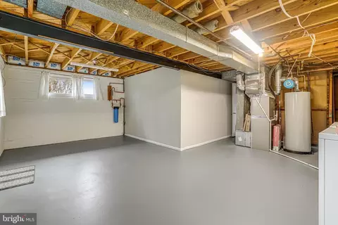 8618 Kenilworth Dr, Springfield, VA 22151 photo 43