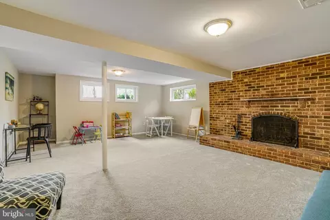 8618 Kenilworth Dr, Springfield, VA 22151 photo 36