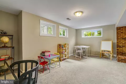 8618 Kenilworth Dr, Springfield, VA 22151 photo 33