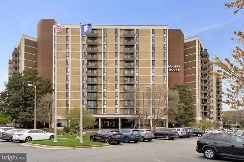 6800 Fleetwood Rd #1013, Mclean, VA 22101