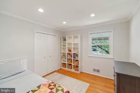6919 Gillings Rd, Springfield, VA 22152 photo 25
