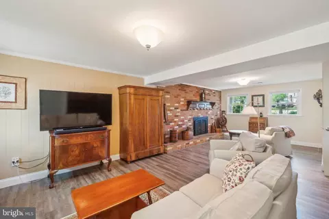 6919 Gillings Rd, Springfield, VA 22152 photo 28