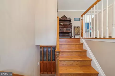 6919 Gillings Rd, Springfield, VA 22152 photo 5