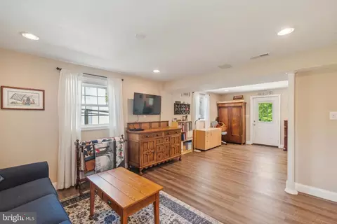 6919 Gillings Rd, Springfield, VA 22152 photo 35