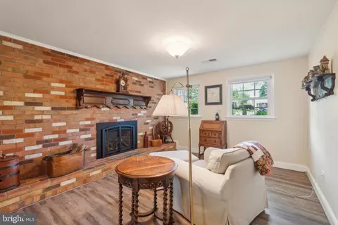 6919 Gillings Rd, Springfield, VA 22152 photo 30
