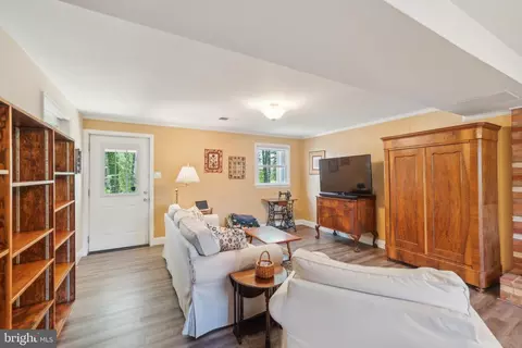 6919 Gillings Rd, Springfield, VA 22152 photo 29