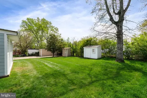 Exterior - 6607 Edsall Rd, Springfield, VA 22151 photo 6 of 6