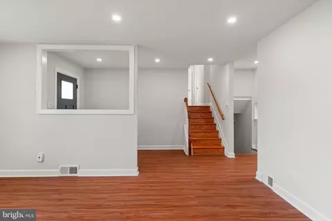 Living - 6607 Edsall Rd, Springfield, VA 22151 photo 6 of 6