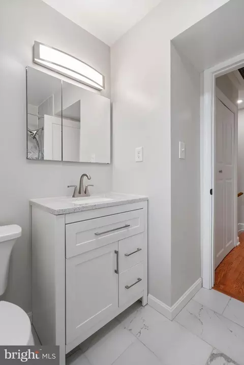 Bath - 6607 Edsall Rd, Springfield, VA 22151 photo 1 of 4