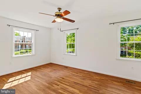 7034 Bradwood Ct, Springfield, VA 22151 photo 20