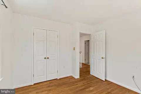 7034 Bradwood Ct, Springfield, VA 22151 photo 33