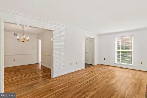 7034 Bradwood Ct, Springfield, VA 22151 photo 16