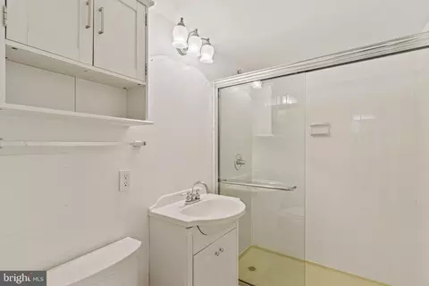 7034 Bradwood Ct, Springfield, VA 22151 photo 38