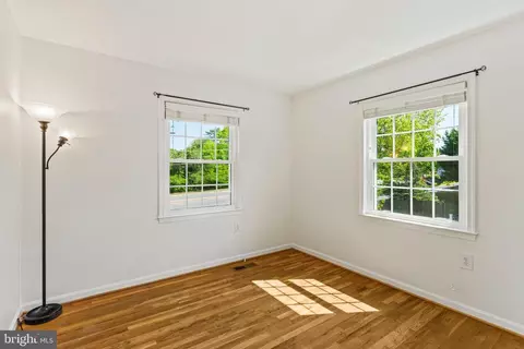 7034 Bradwood Ct, Springfield, VA 22151 photo 32