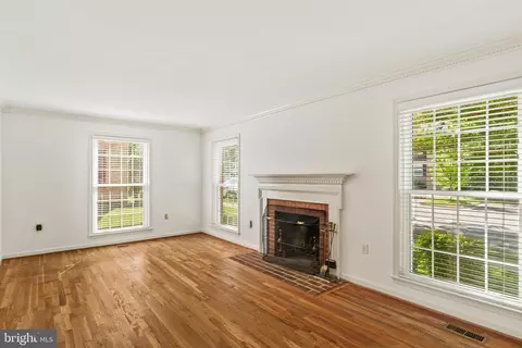 7034 Bradwood Ct, Springfield, VA 22151 photo 15