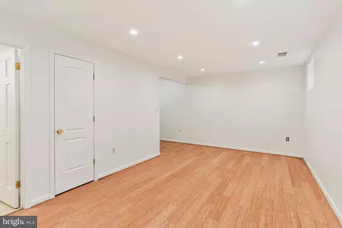 7034 Bradwood Ct, Springfield, VA 22151 photo 37