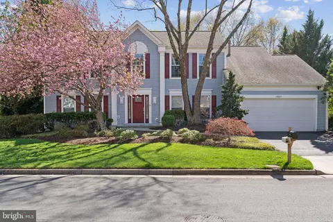 13217 Pleasant Glen Ct, Herndon, VA 20171