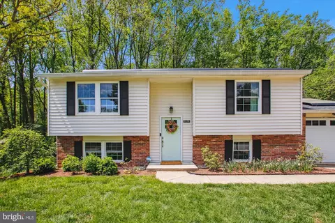5838 Aplomado Dr, Burke, VA 22015