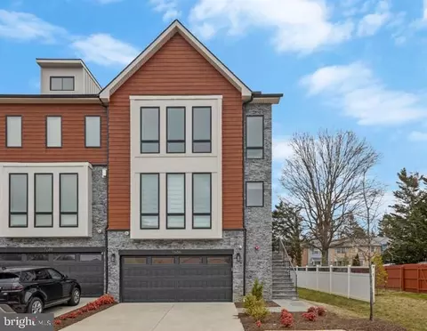 7686 Morris, Falls Church, VA 22043
