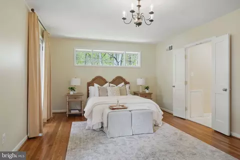 Bedroom - 1520 Highwood Dr, Mclean, VA 22101 photo 4 of 14