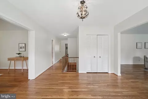 Entry Way - 1520 Highwood Dr, Mclean, VA 22101 photo 1 of 8