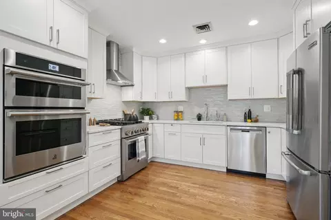 Kitchen - 1520 Highwood Dr, Mclean, VA 22101 photo 3 of 9