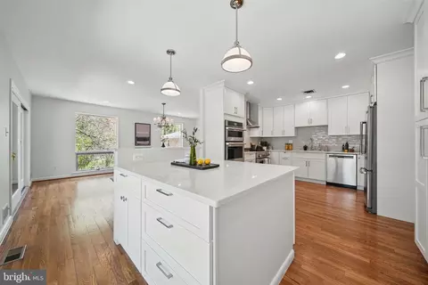 Kitchen - 1520 Highwood Dr, Mclean, VA 22101 photo 9 of 9