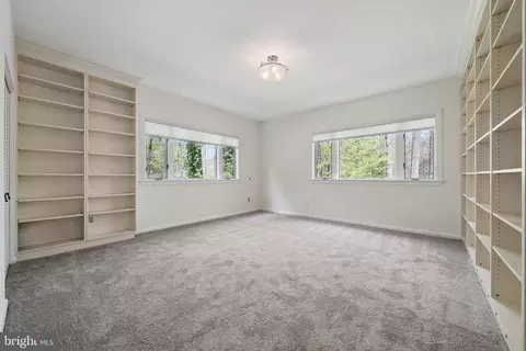 Bedroom - 1520 Highwood Dr, Mclean, VA 22101 photo 12 of 14