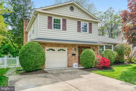6211 Berlee Dr, Alexandria, VA 22312